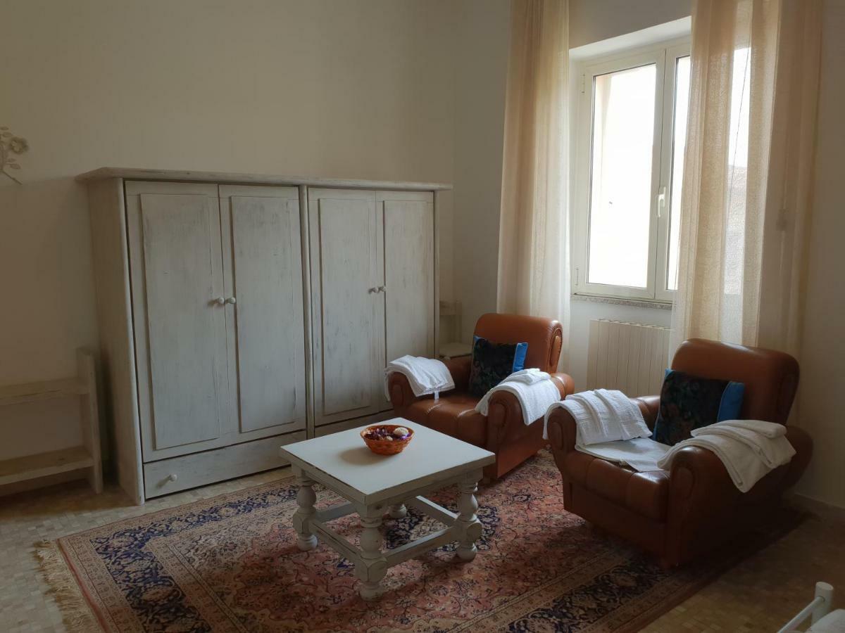 Camere "Le Margherite" Olbia Buitenkant foto